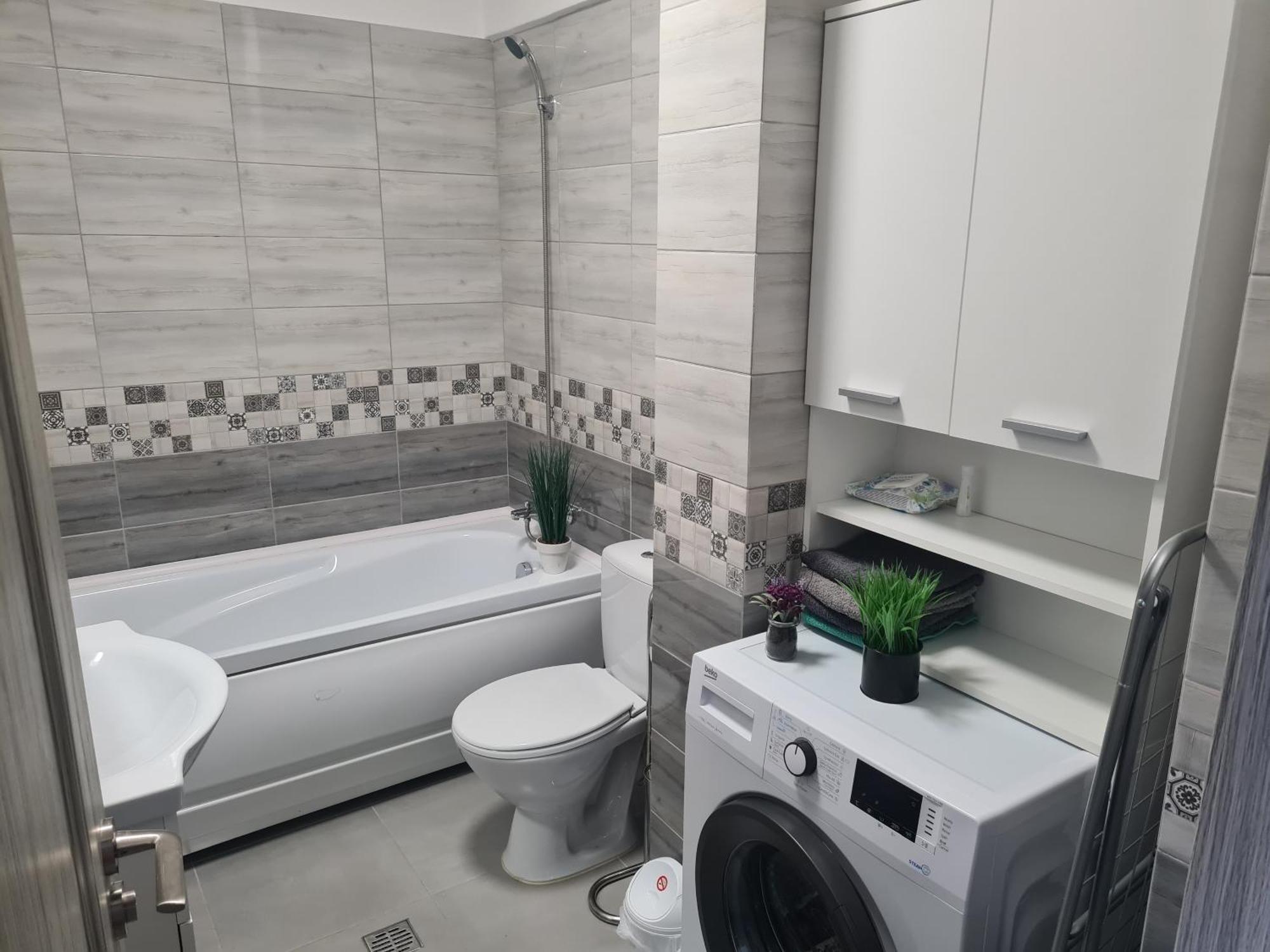 Mall Luxury Apartments Bacău Extérieur photo